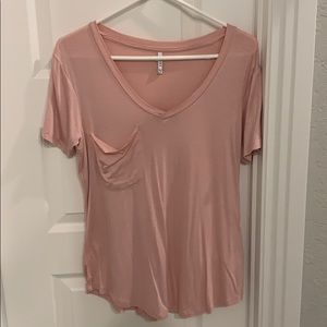 Light pink Z Supply tee.